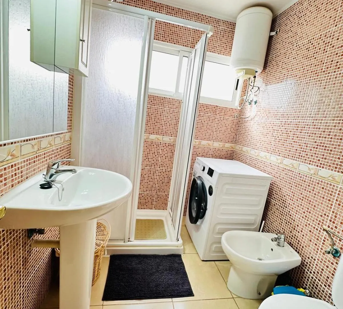 Apartamento En Sur Y Sol Los Cristianos 0*, Los Cristianos (Tenerife)